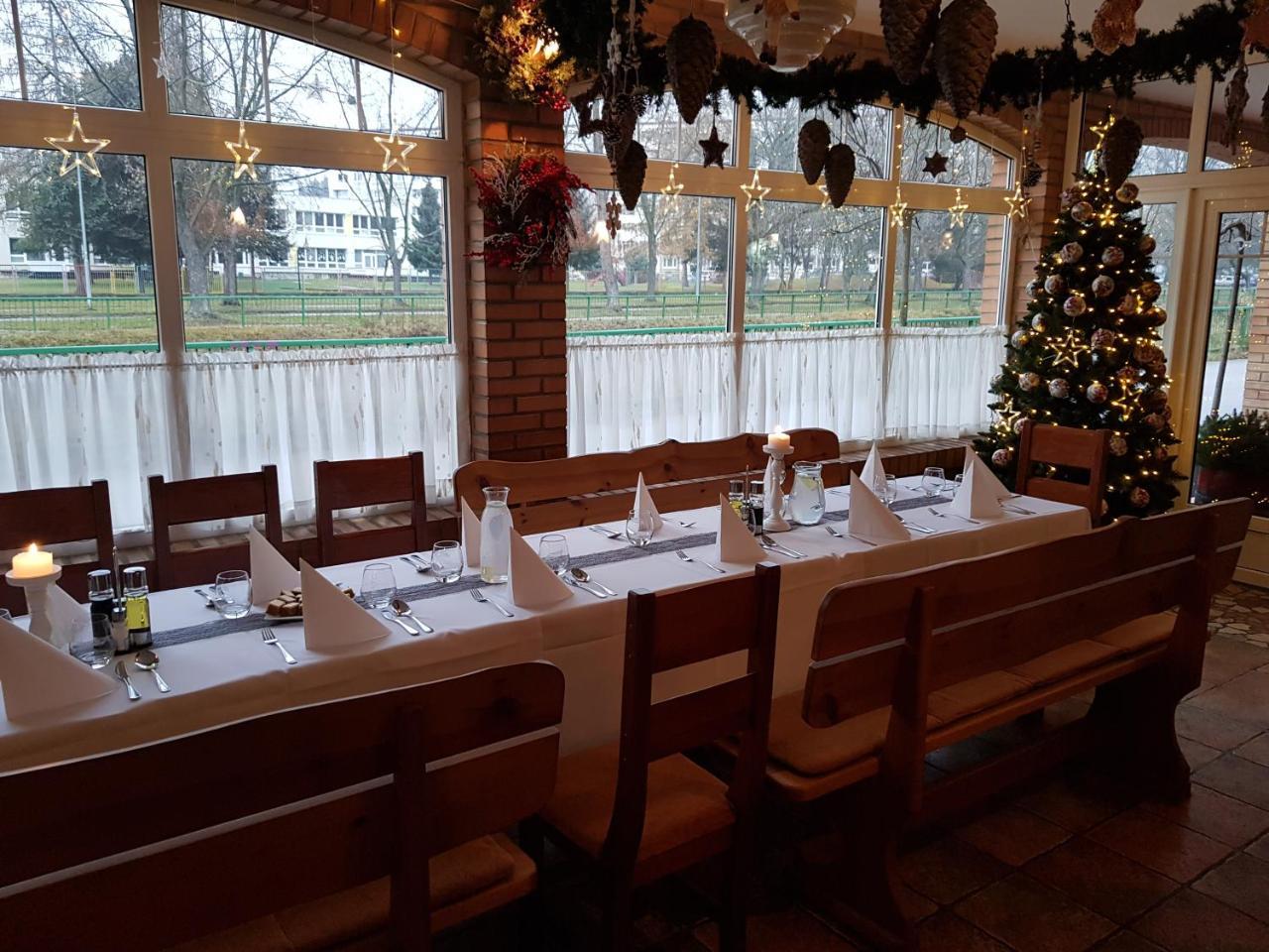 Sabbia Ristorante - Reštaurácia a Ubytovanie Prievidza Esterno foto